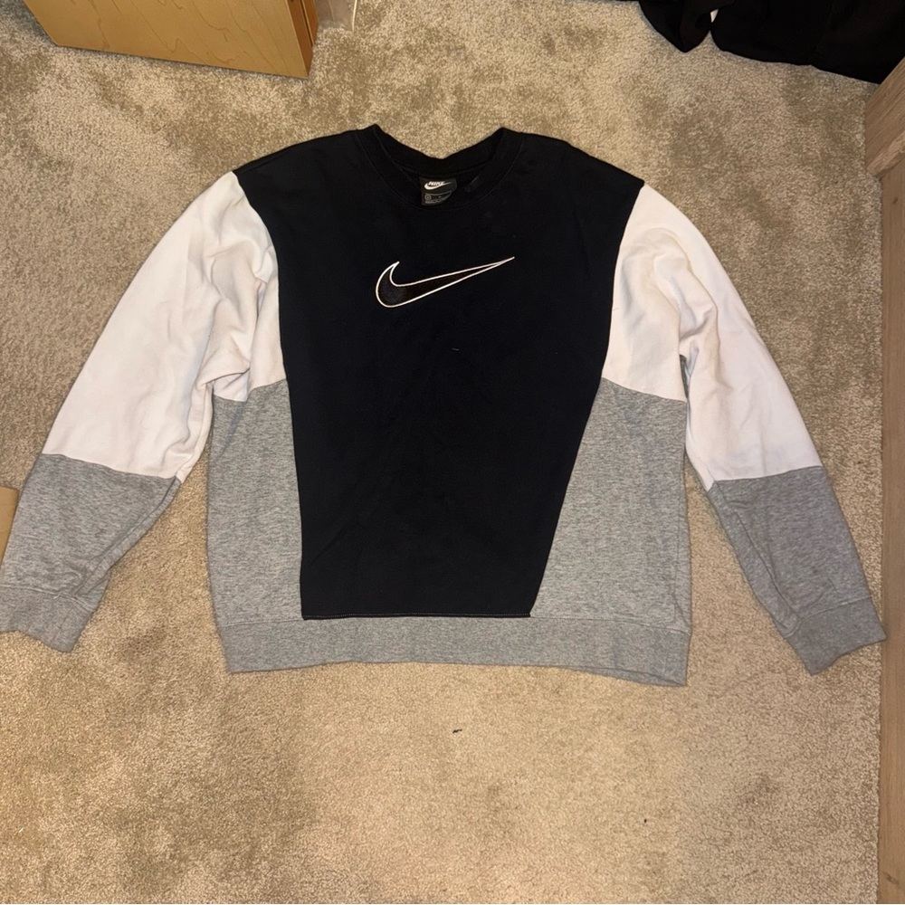 Nike Black and White Crewneck Sweatshirt with Color-Block Design